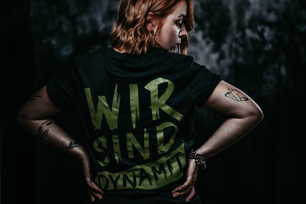 TYNA Shirt "Wir sind Dynamit"